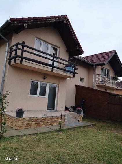 Casă cu 3 camere cu Teren 500 Mp în Șura Mare