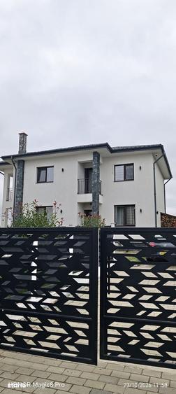 Casă cu 4 camere cu Teren 380 Mp în Ruginoasa