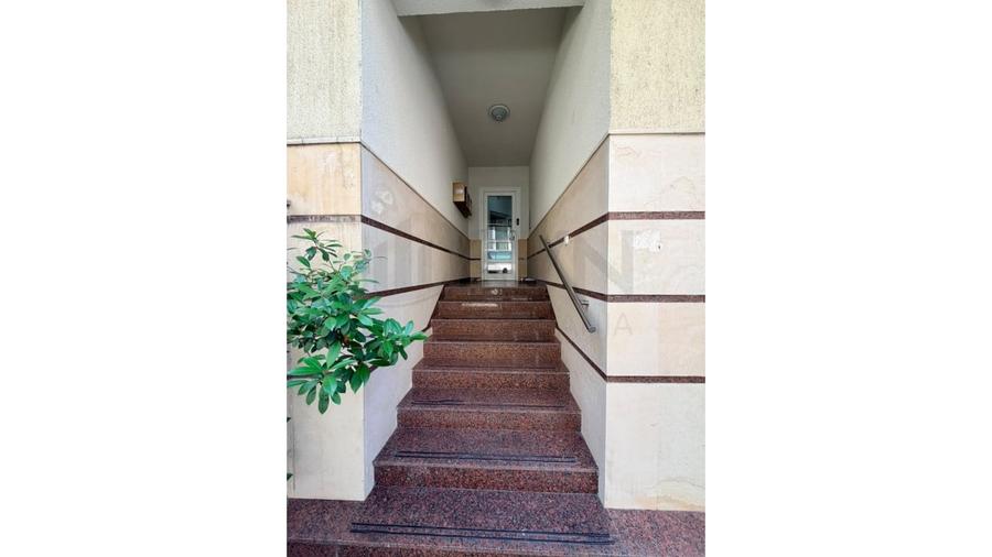 Apartament cu 3 camere semidecomandat, mobilat în Kiseleff