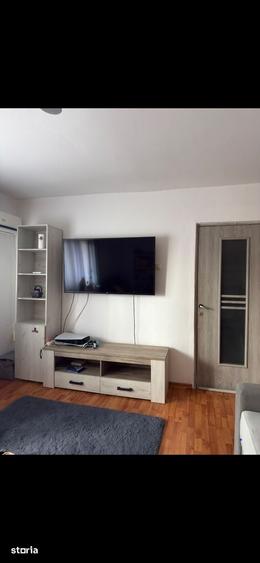 Apartament cu 2 camere în Girocului
