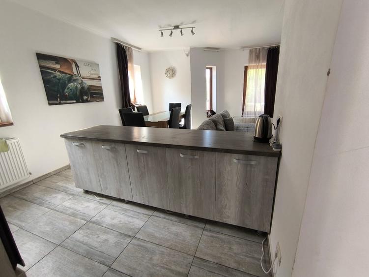 Duplex cu 4 camere cu Canalizare în Dumbrăvița