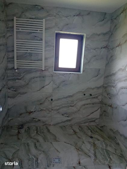 Casă cu 4 camere cu Teren 571 Mp în Crevedia
