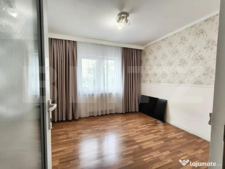 Apartament cu 3 camere decomandat în Iosia