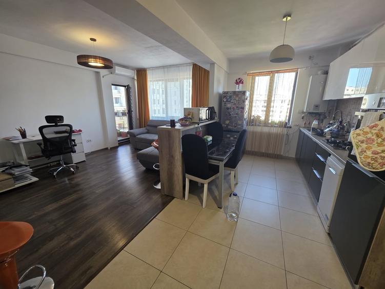 Apartament cu 2 camere în Km 4-5