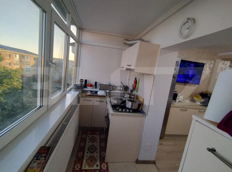 Apartament 3 camere, 72 mp utili, 1 Mai -Pelendava, I-uri - 4