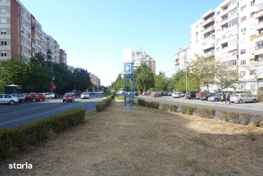 Spațiu comercial, în Dacia