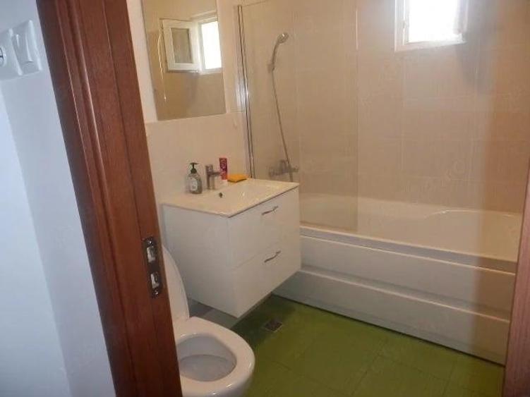 Apartament cu 3 camere decomandat, mobilat în Aviației
