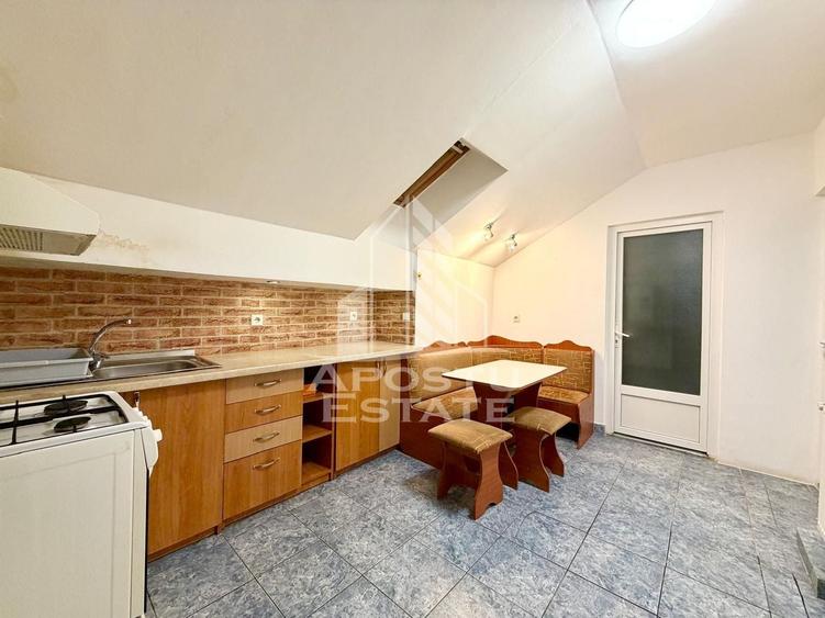 Apartament cu 2 camere decomandat, mobilat în Freidorf