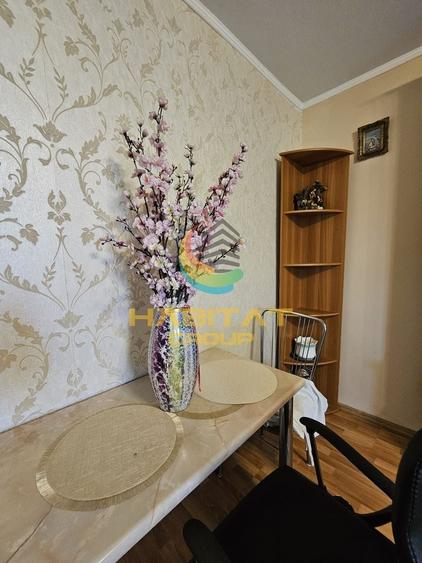Apartament cu 3 camere decomandat în P-ța Reșița