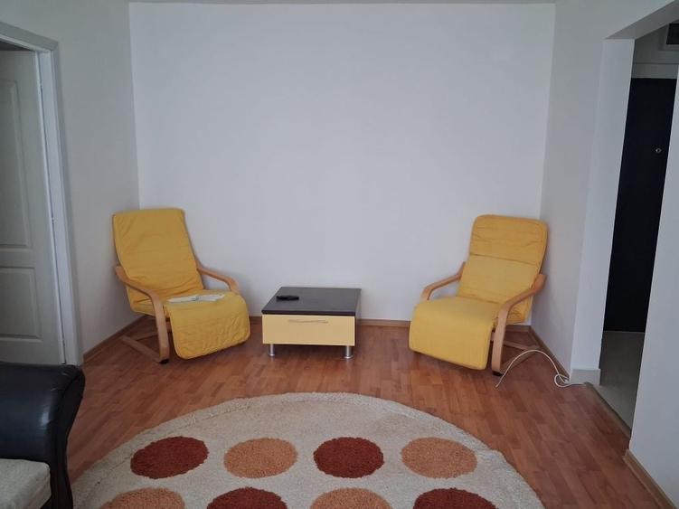 Apartament cu 2 camere semidecomandat în Dărmănești
