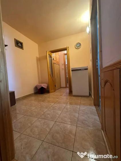 Apartament cu 2 camere decomandat în Radu Negru