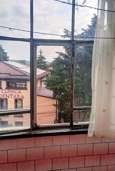 Apartament cu 2 camere semidecomandat în Micro 9