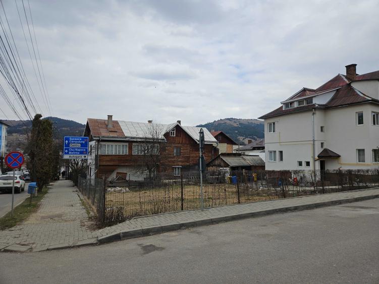 Spațiu comercial, în Ultracentral