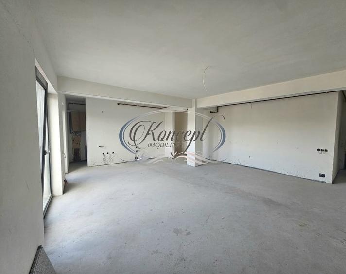 Apartament cu 3 camere semidecomandat în Someșeni