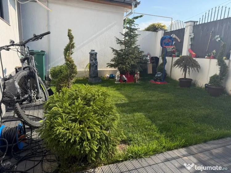 Casă cu 3 camere cu Teren 150 Mp în Central