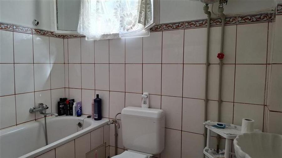 Casă individuală cu 3 camere cu Teren 870 Mp în Exterior Est