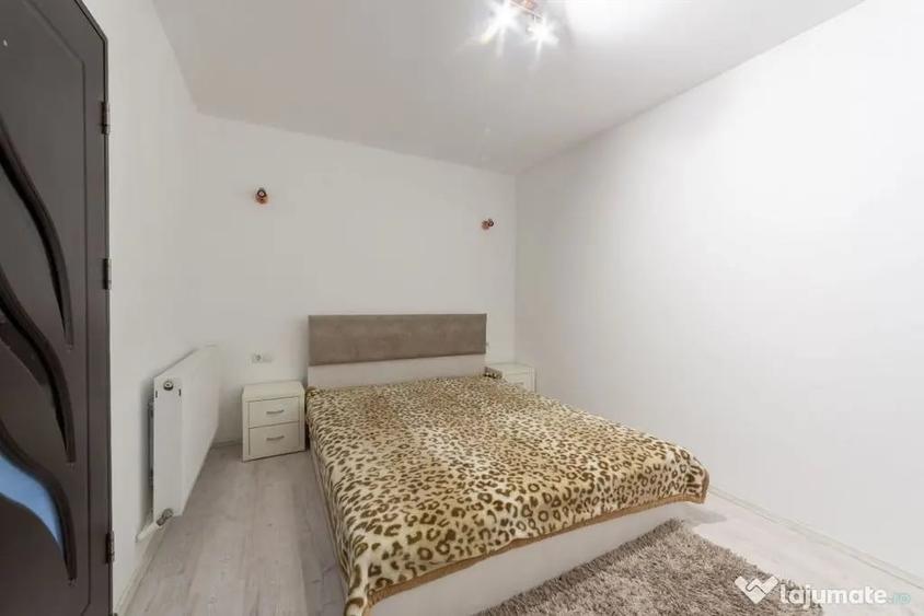 Casă cu 5 camere cu Teren 202 Mp în Trivale