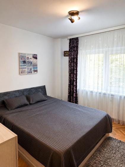 Apartament cu 3 camere decomandat în Unirii Nord