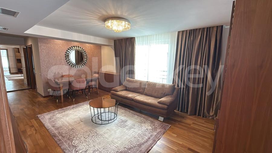 Apartament cu 3 camere semidecomandat, mobilat în Herăstrău
