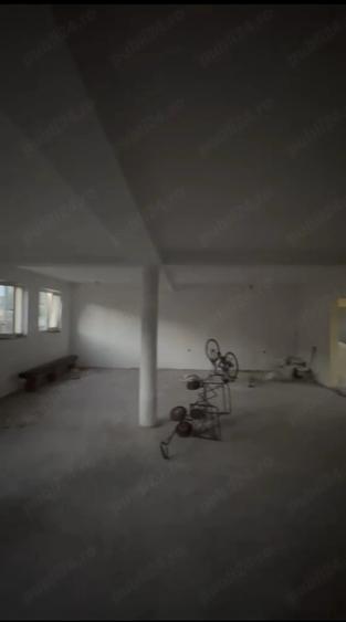 Casă cu 4 camere cu Teren 845 Mp în Gostinari