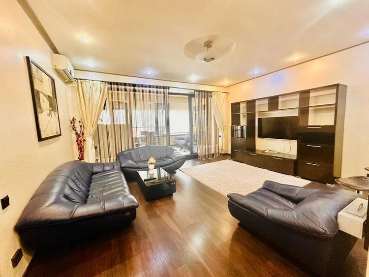 Apartament cu 2 camere, mobilat în Pajura