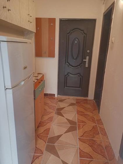 Garsoniera de inchiriat - 1