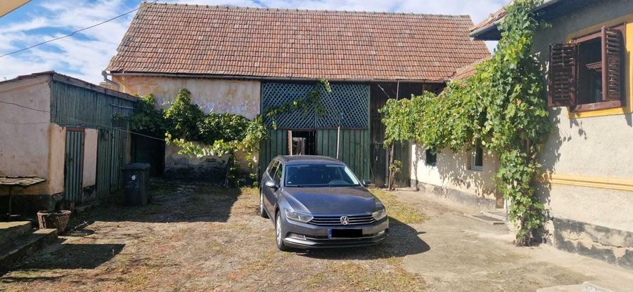 Casă cu 4 camere în Drașov