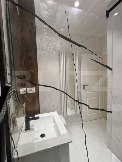 Duplex cu 4 camere cu Canalizare în Dumbrăvița