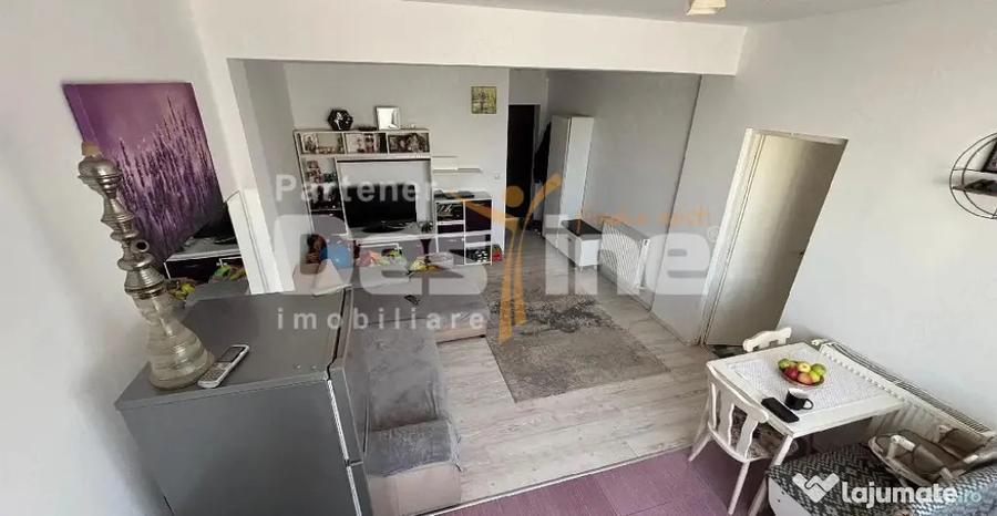 Apartament cu 2 camere semidecomandat, mobilat în Breazu
