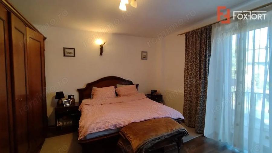 Casă cu 5 camere cu Teren 140 Mp în Central