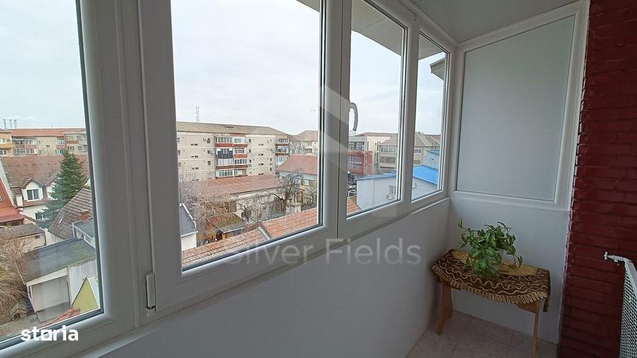 Apartament cu 3 camere, mobilat în Complex Studențesc