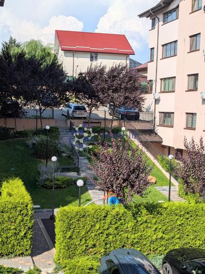 Apartament cu 3 camere, mobilat în Cug