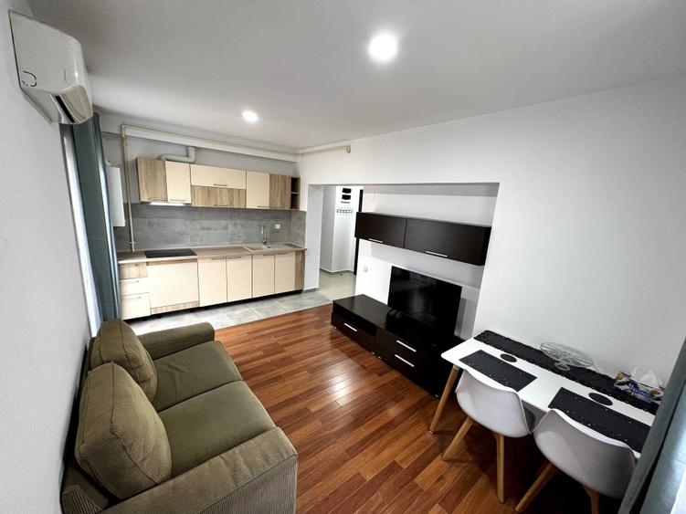 Apartament cu 2 camere decomandat în Pipera