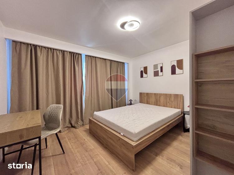 Apartament cu 3 camere în Delfinariu
