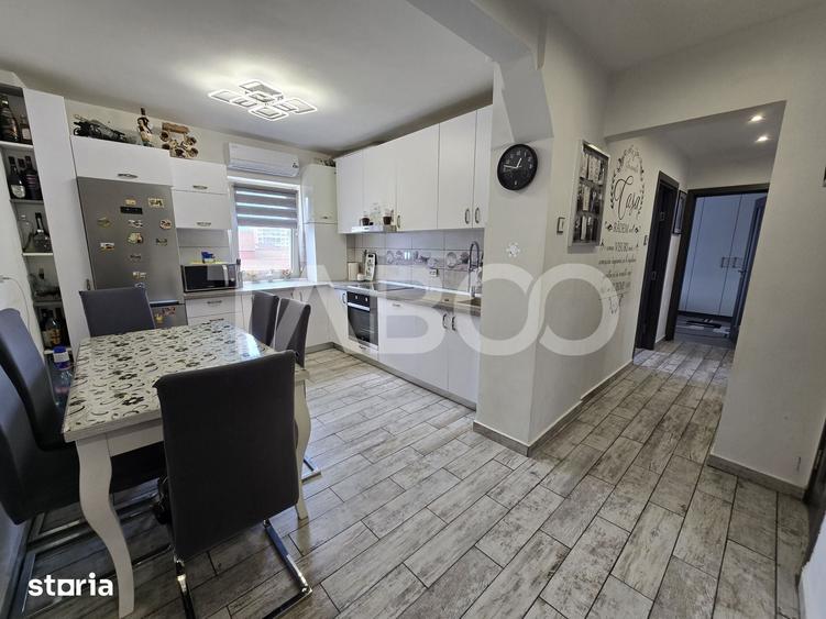Apartament cu 3 camere decomandat în Mihai Viteazul