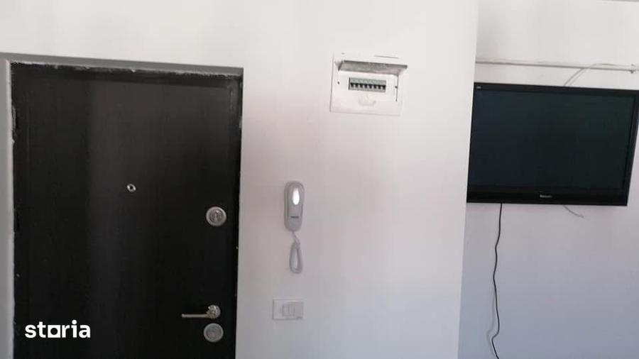 Apartament cu 2 camere, mobilat în Central