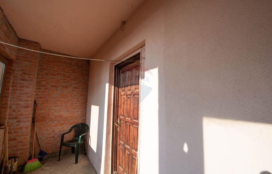 Casă cu 20 camere cu Teren 1395 Mp în Manolache