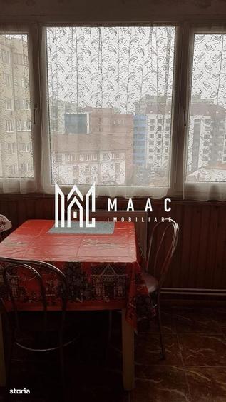 Apartament cu 2 camere decomandat, mobilat în Calea Dumbrăvii