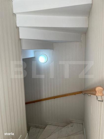 Casă cu 4 camere în Central