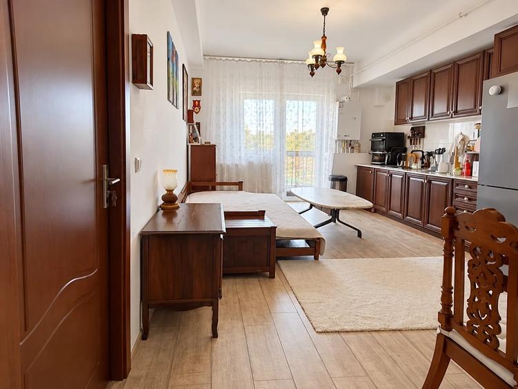 Apartament cu 2 camere semidecomandat în Central