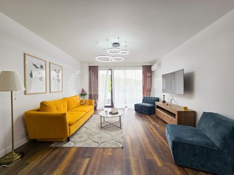 Apartament cu 2 camere semidecomandat, mobilat în Zorilor