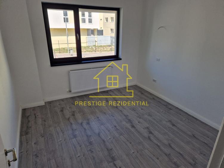 Apartament cu 3 camere decomandat în Theodor Pallady