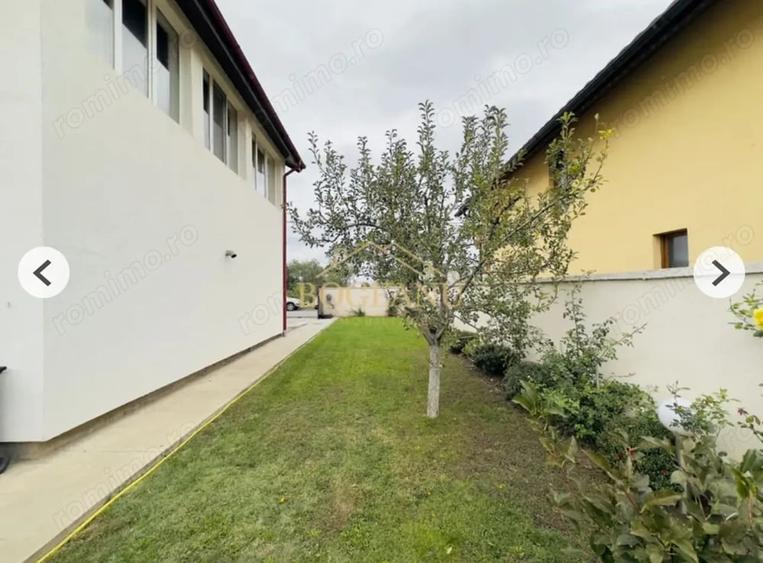 Casă cu 6 camere în Dudeștii Noi