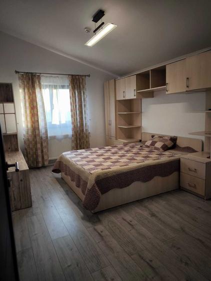 Casă cu 4 camere decomandat cu Teren 600 Mp în Exterior Vest