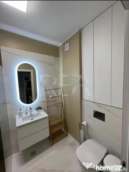 Apartament cu 3 camere semidecomandat în Aviației