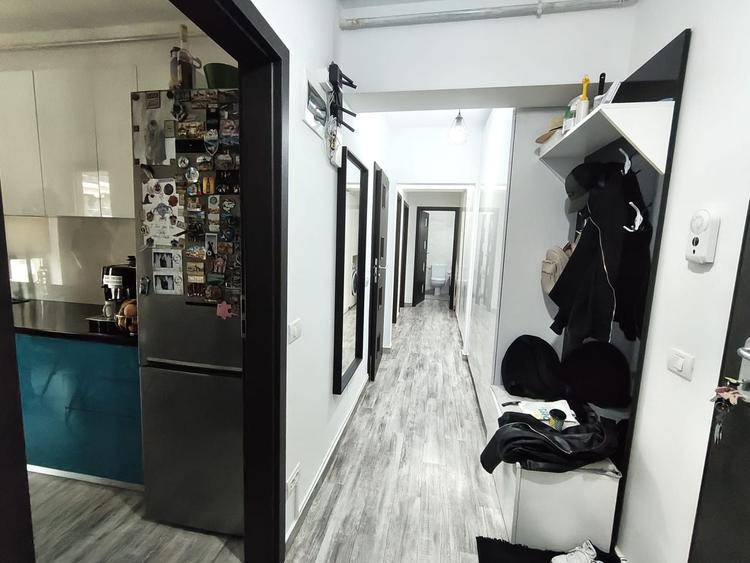 Apartament cu 3 camere decomandat, mobilat în Politehnica