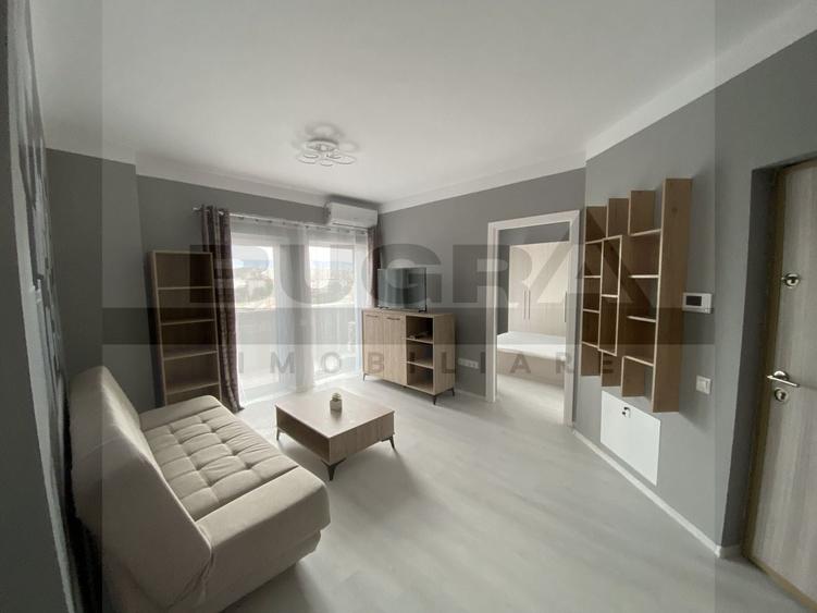 Apartament cu 3 camere semidecomandat în Mărăști