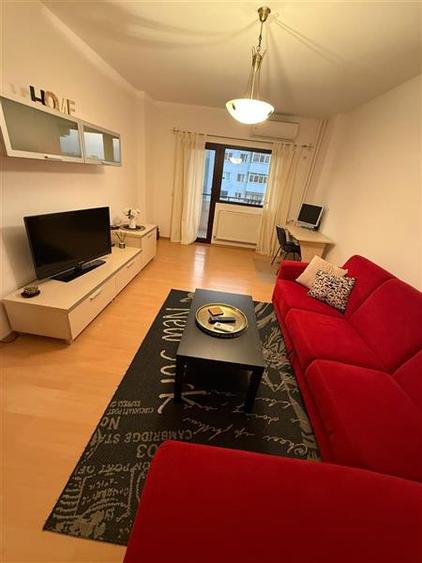 Apartament cu 2 camere decomandat, mobilat în P-ța Mihai Viteazu