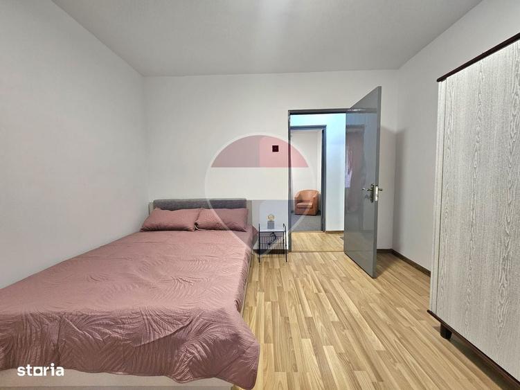 Apartament cu 3 camere decomandat în Inel I