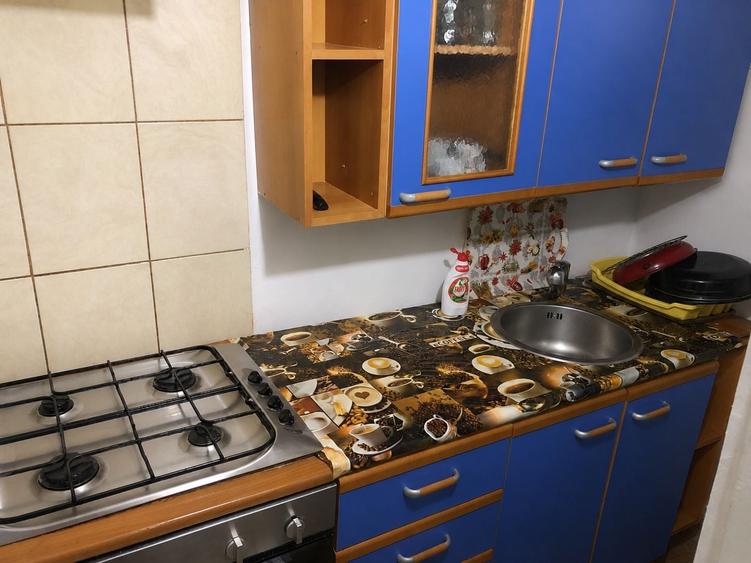Garsonieră decomandată în Central